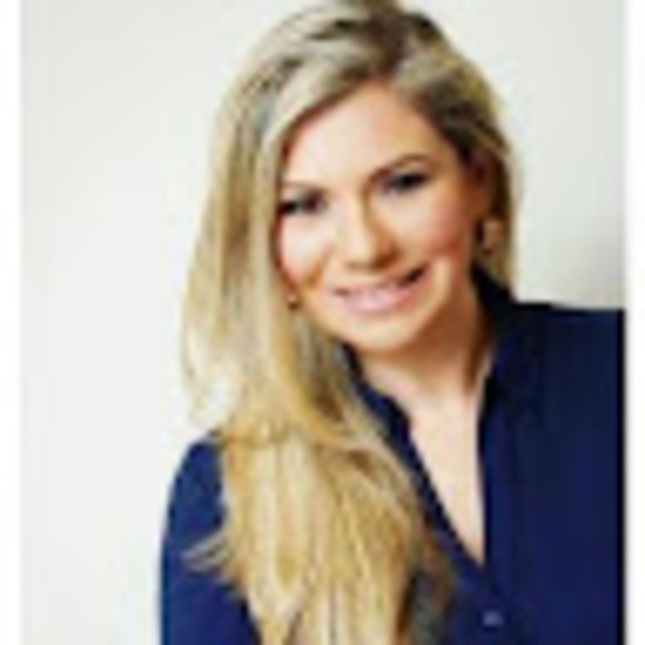 Meet your Posher, Leonor - Picture 1 of 1